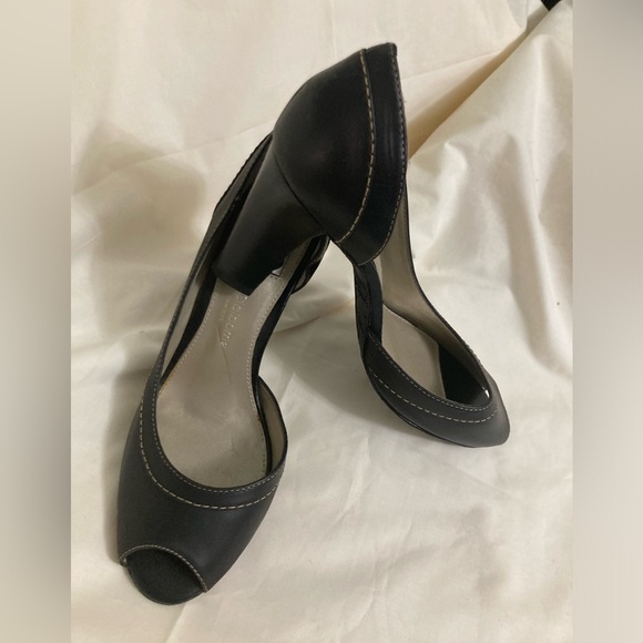 LIZ CLAIBORNE Peep Toe Pumps Size 7 NWOT - Picture 2 of 8